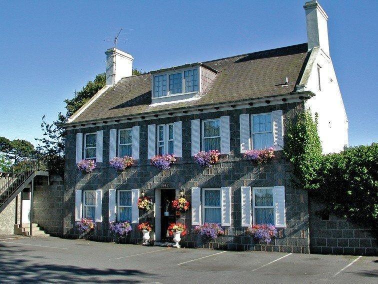 Le Chene Hotel Saint Peter Port Exterior photo